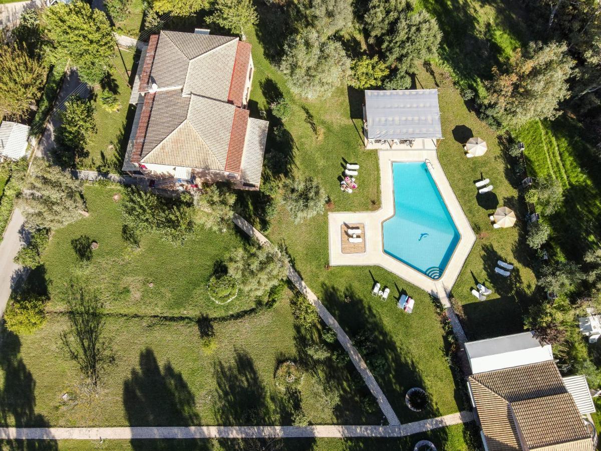 Tellis Holiday Rooms Moraitika Exterior photo