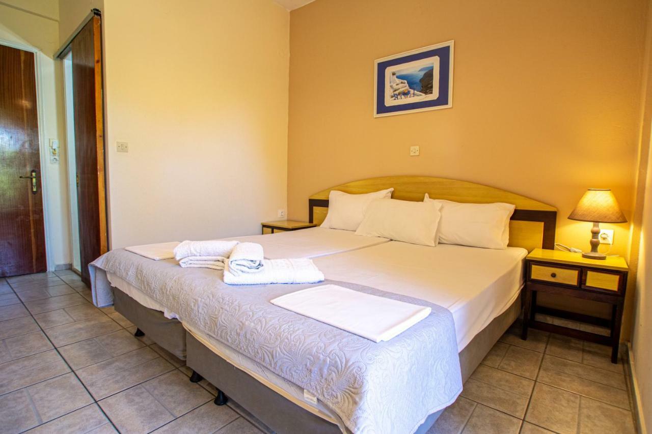 Tellis Holiday Rooms Moraitika Exterior photo