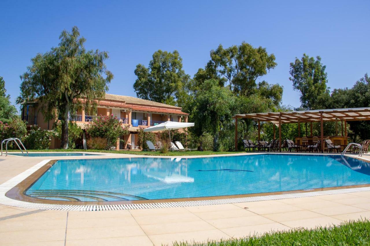 Tellis Holiday Rooms Moraitika Exterior photo