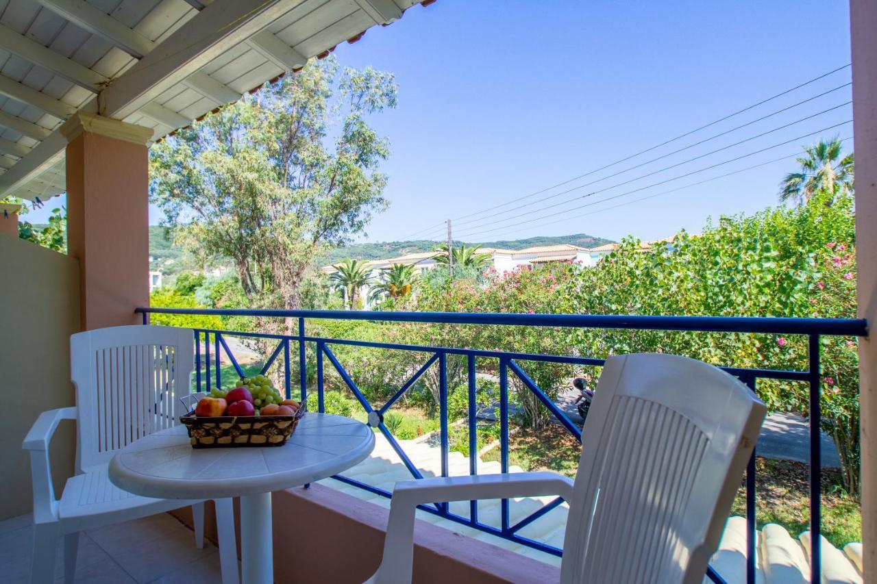 Tellis Holiday Rooms Moraitika Exterior photo